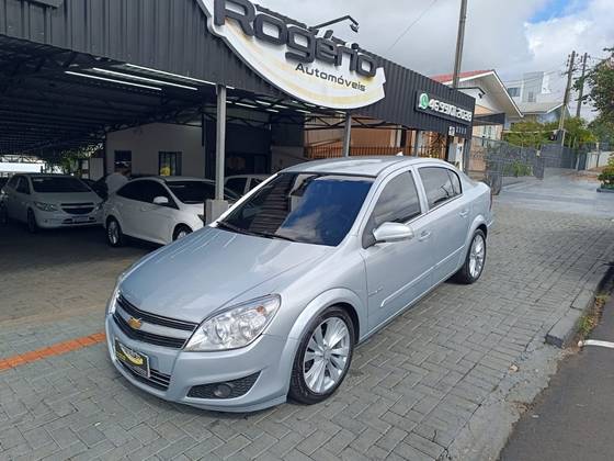 CHEVROLET VECTRA 2.0 MPFI ELEGANCE 8V FLEX 4P AUTOMÁTICO CHEVROLET VECTRA 2.0 MPFI ELEGANCE 8V FLEX 4P AUTOMÁTICO